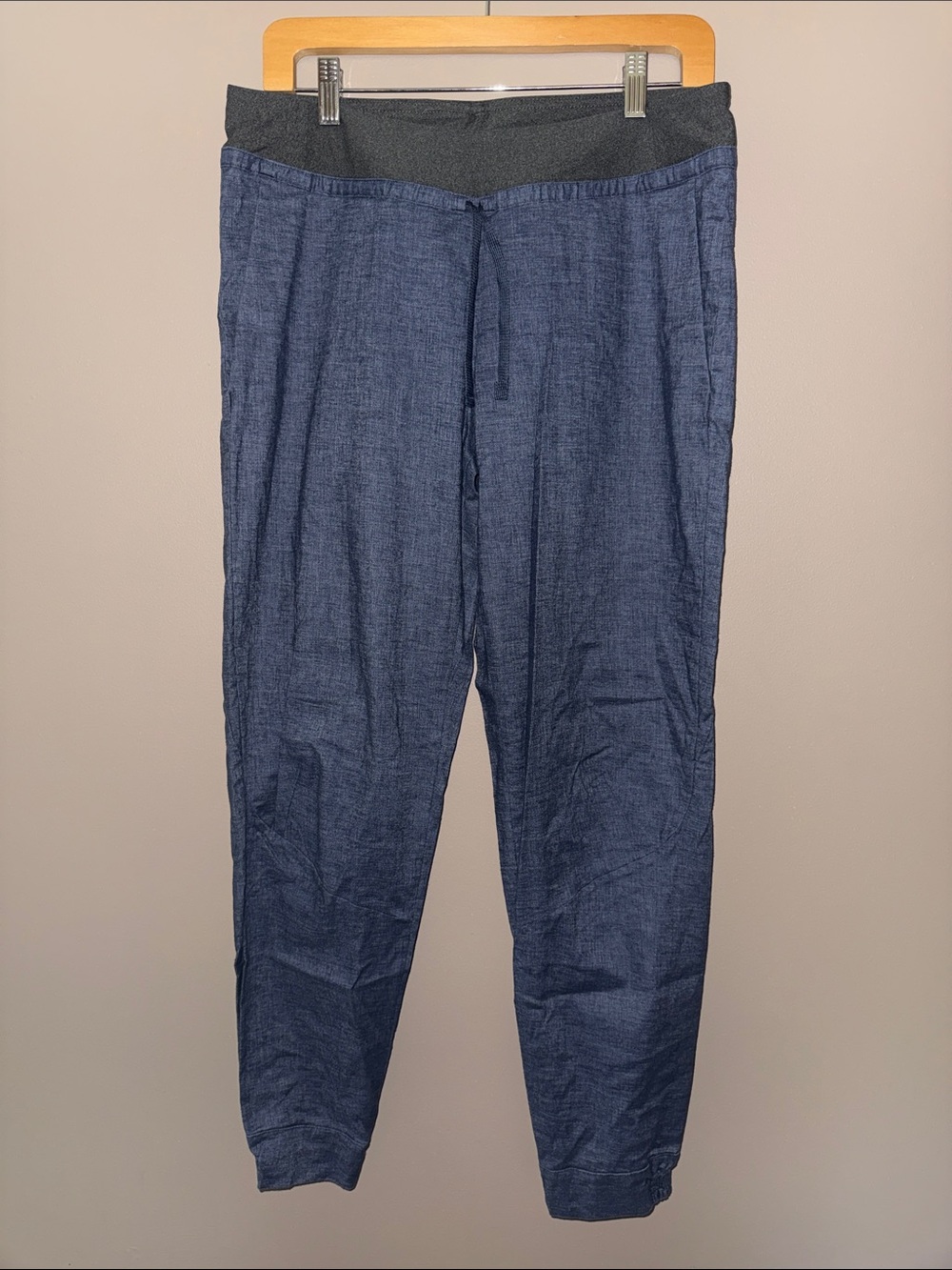 Patagonia Women's climbing Joggers in Blue with Charcoal Waistband